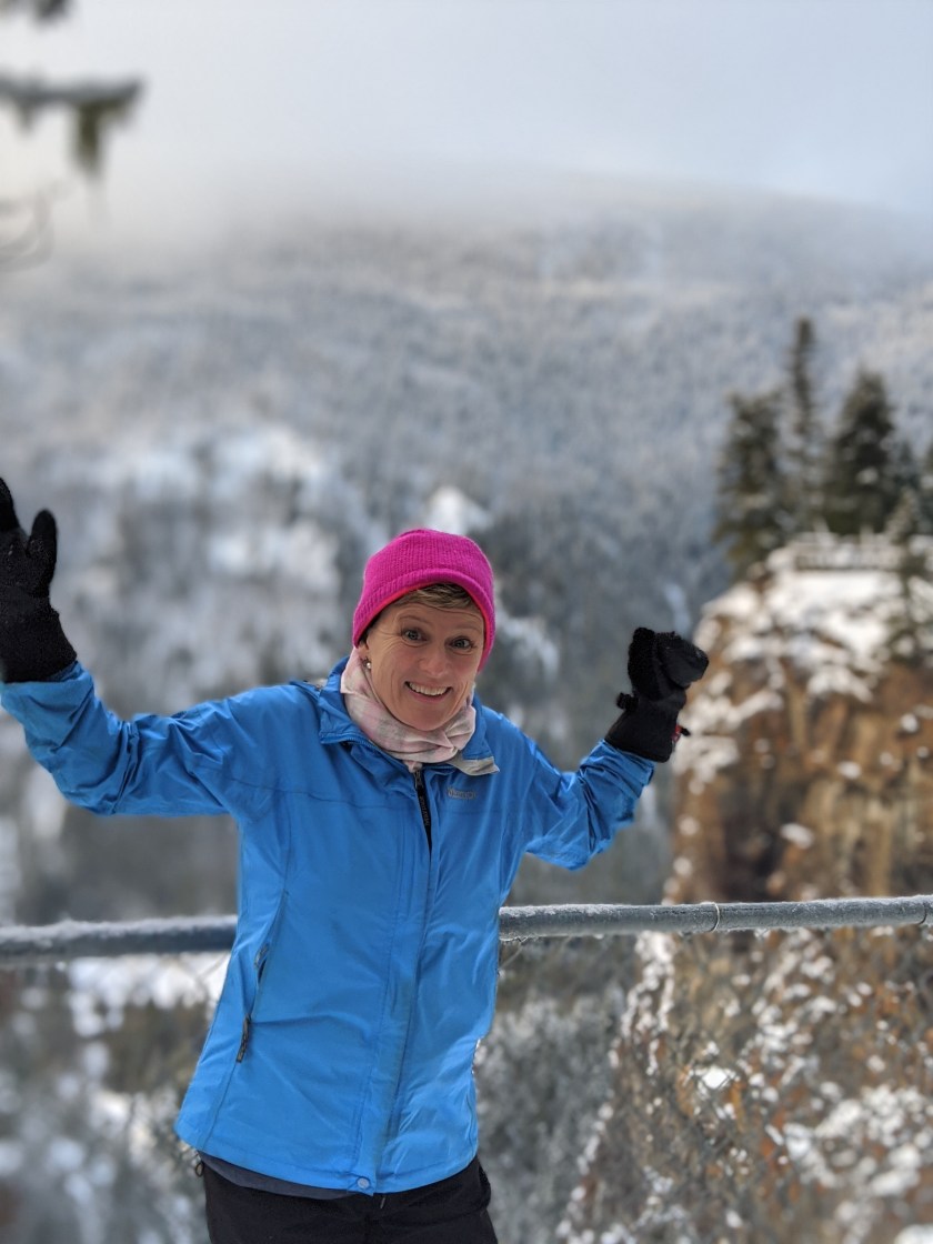 00100lrPORTRAIT_00100_BURST20191225134955945_COVER